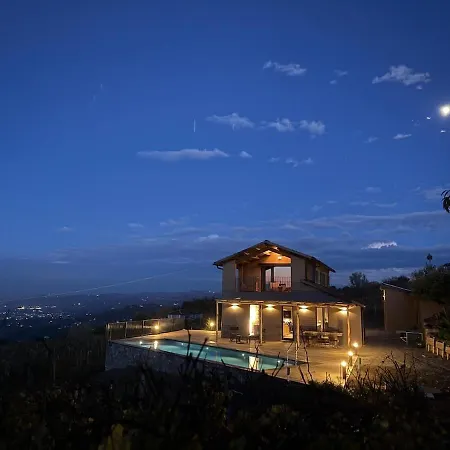 L'isolotto Vineyards&pool Santo Stefano Belbo