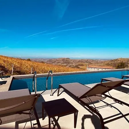 L'isolotto Vineyards&pool Dom wakacyjny Santo Stefano Belbo